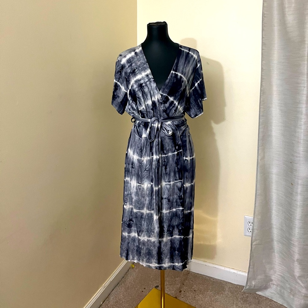 Plus size Tie-Dye wrap midi summer dress
